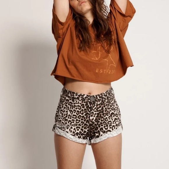 ONE teaspoon Animal Bandit Mid Waist Shorts - Picture 4 of 16